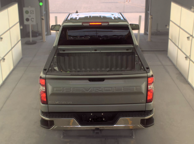 Used 2025 Gray Chevrolet LT image 15