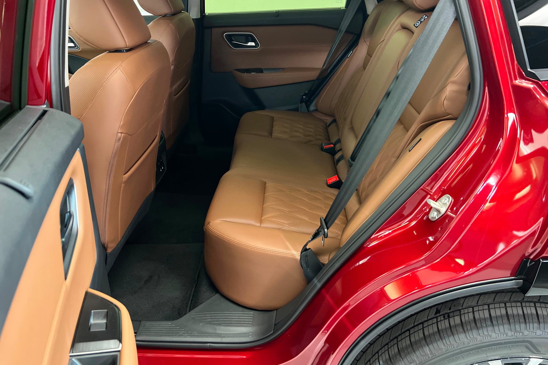 New 2026 Scarlet Ember Tintcoat Nissan Platinum image 26