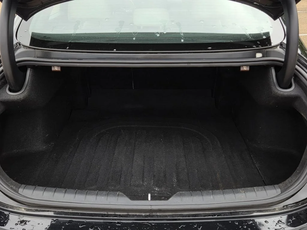 Used 2024 Black Hyundai SEL image 25