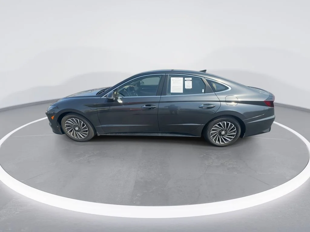 Used 2023 Gray Hyundai Limited image 5