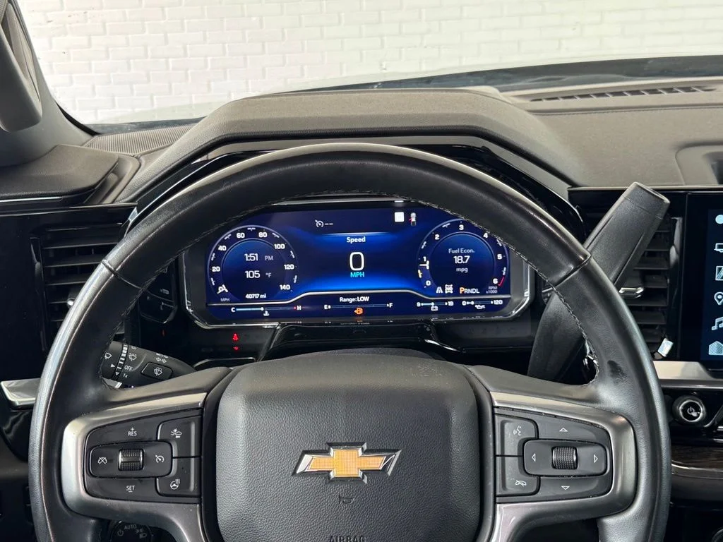 Used 2023 Gray Chevrolet LT image 34