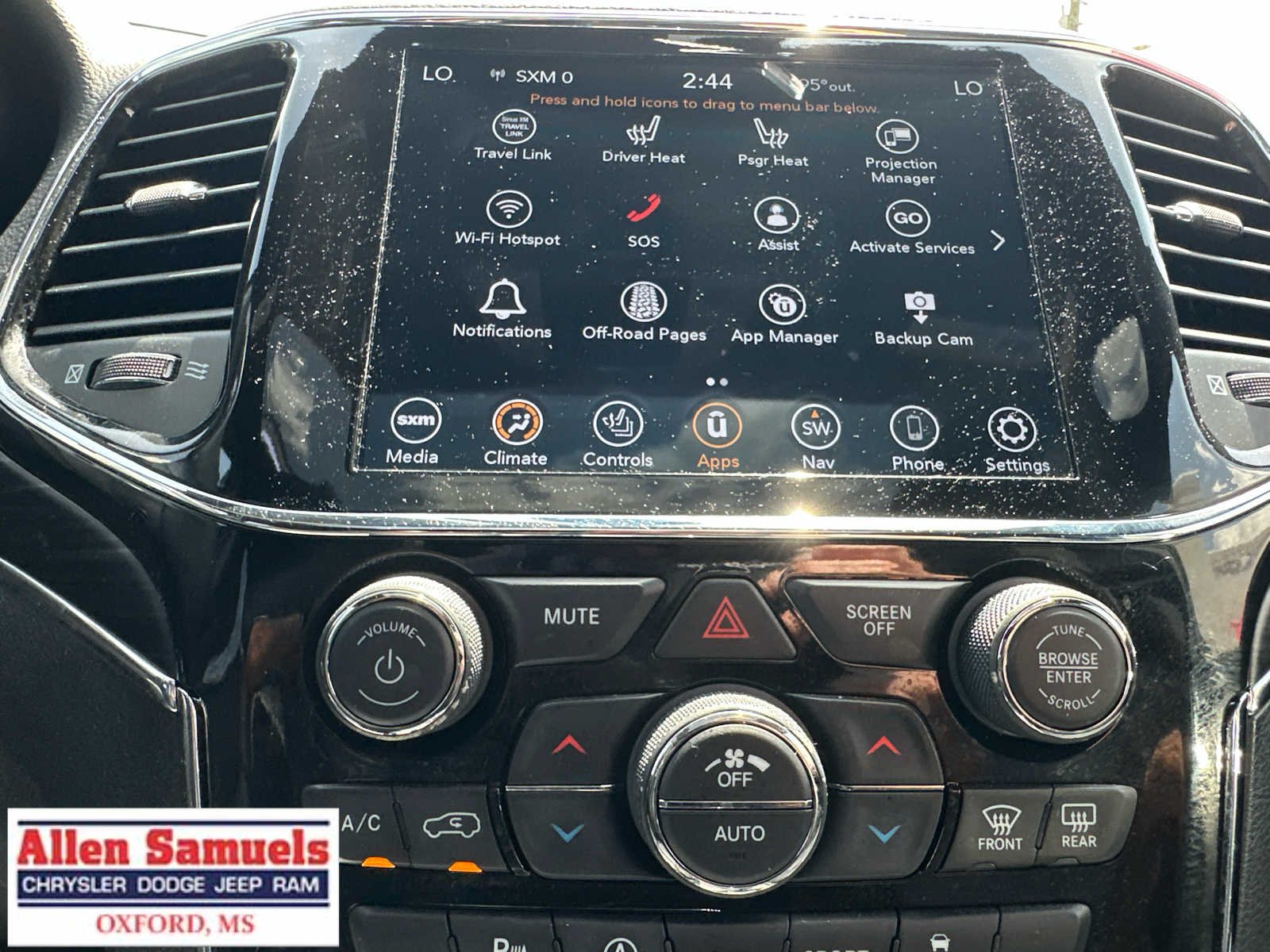 Used 2022 Bright White Clearcoat Jeep Limited image 26