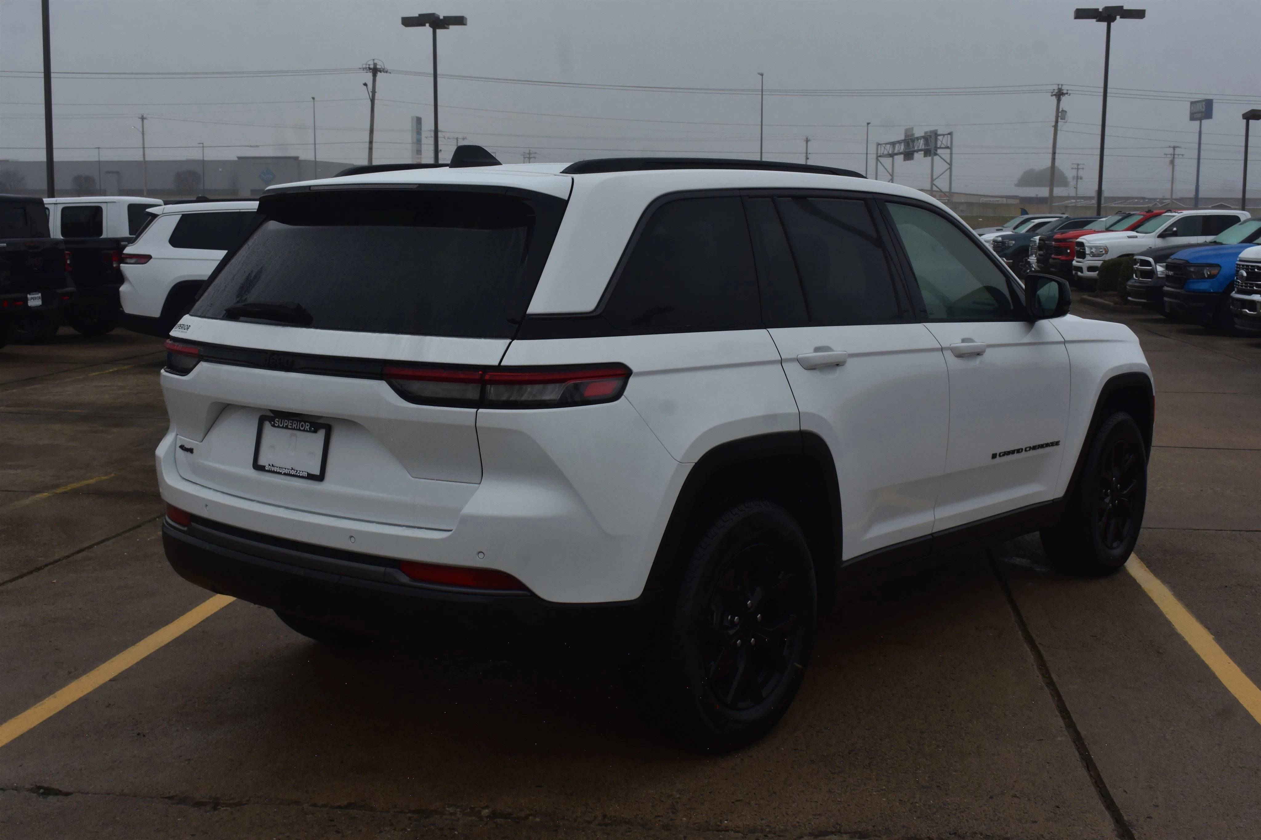 New 2026 Bright White Clearcoat Jeep Laredo Altitude image 5
