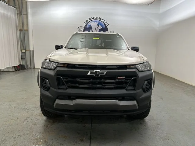 Used 2026 White Chevrolet Trail Boss image 3