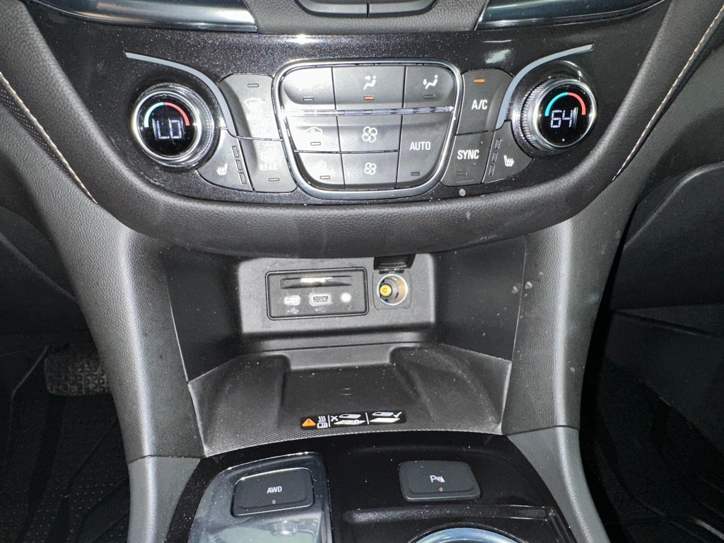 Certified Used 2023 Iridescent Pearl Tricoat Chevrolet Premier image 14