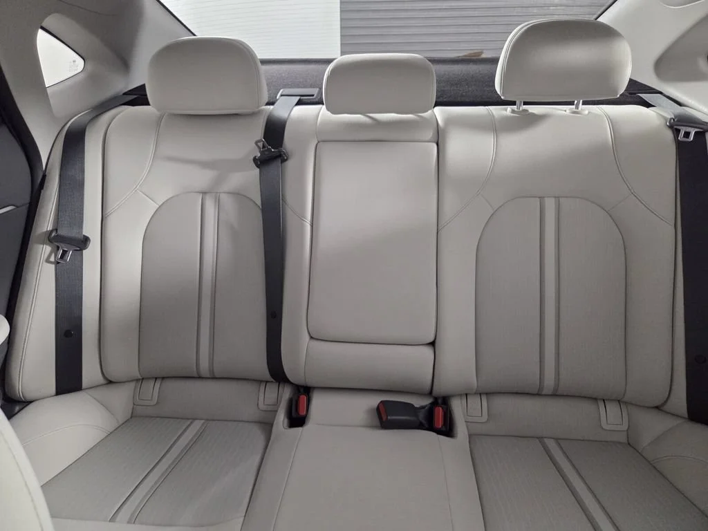 Used 2024 Carbon Blue Hyundai SEL image 21