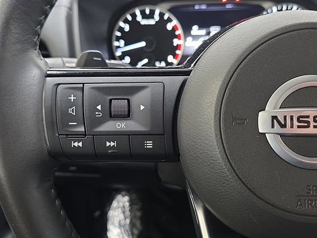 Used 2021 Red Nissan SL image 16