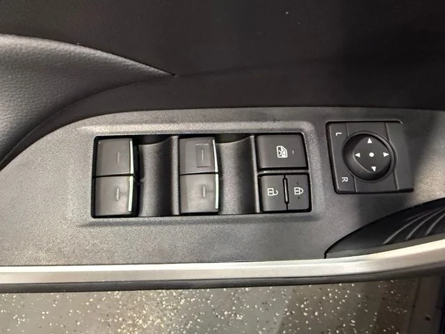 Used 2024  Toyota XLE image 11
