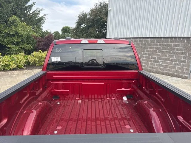 New 2026 Ruby Red Metallic Tinted Clearcoat Ford XLT image 7