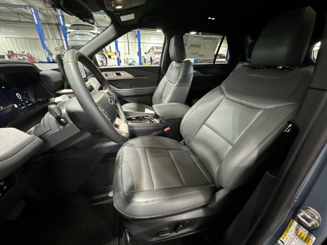 New 2027 Blue Ford Active image 17