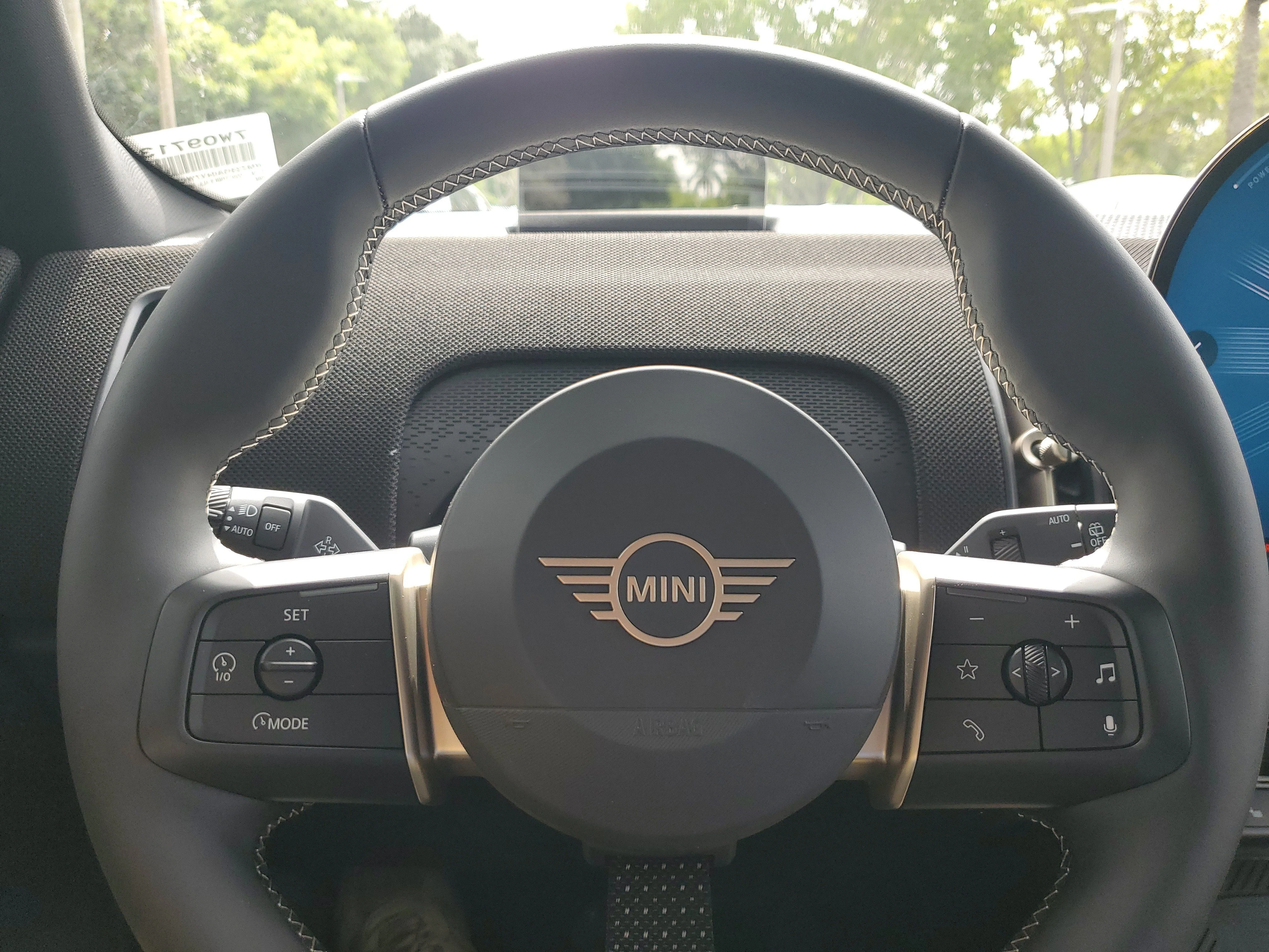 New 2027 Midnight Black MINI Iconic image 23