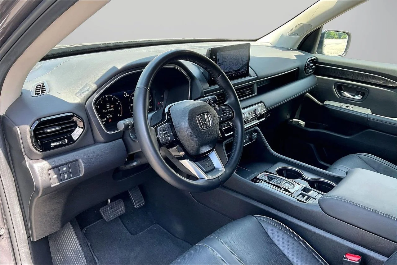 Certified Used 2025  Honda Elite image 21