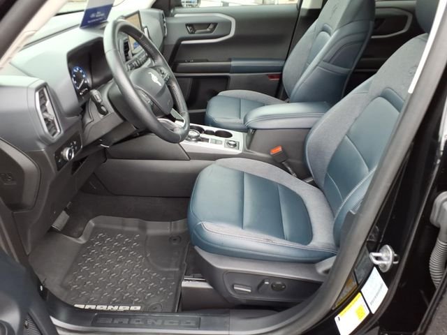 Used 2023 Black Ford Outer Banks image 16