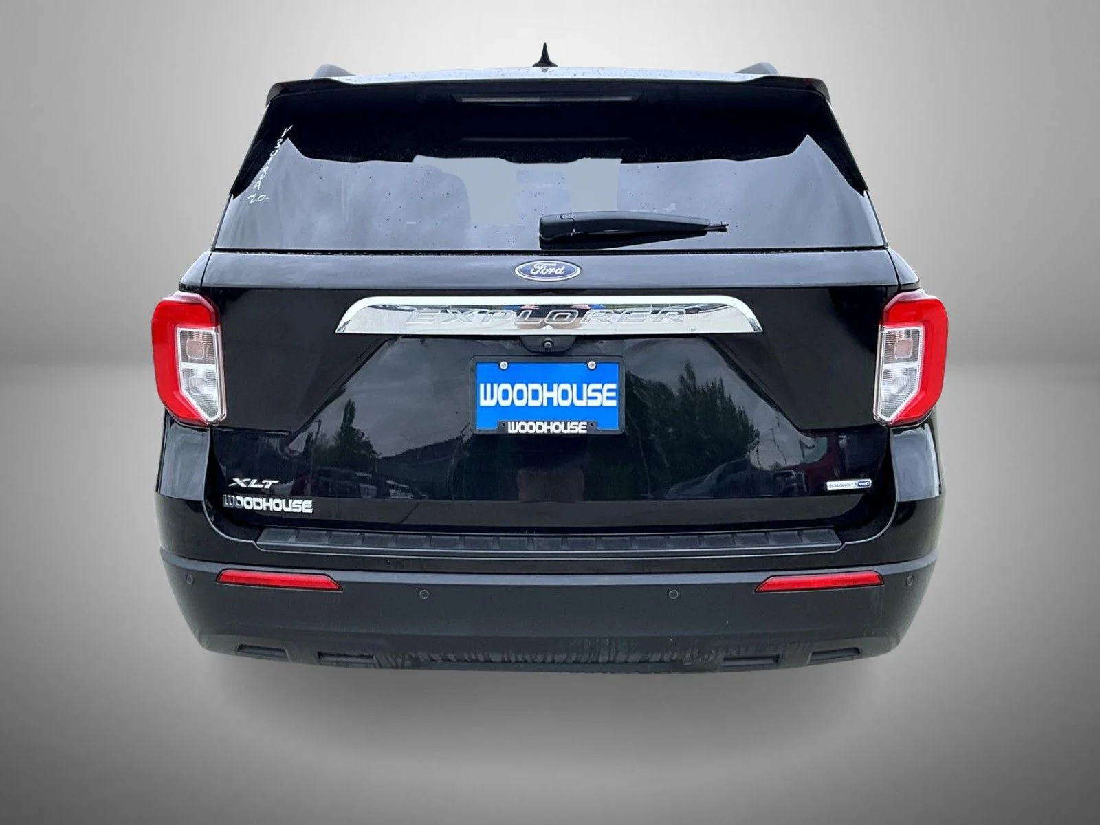 Used 2020 Black Ford XLT image 6