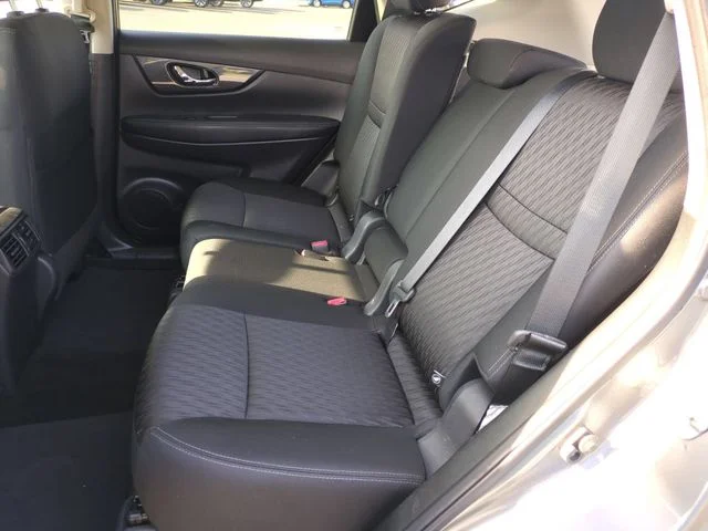 Used 2018 Gray Nissan SV image 28