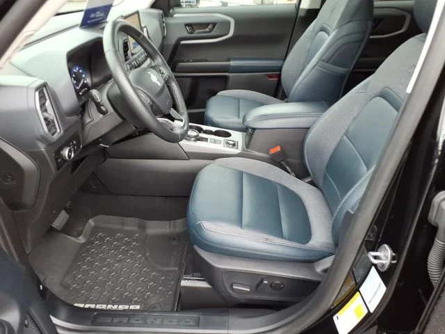 Used 2023 Black Ford Outer Banks image 16