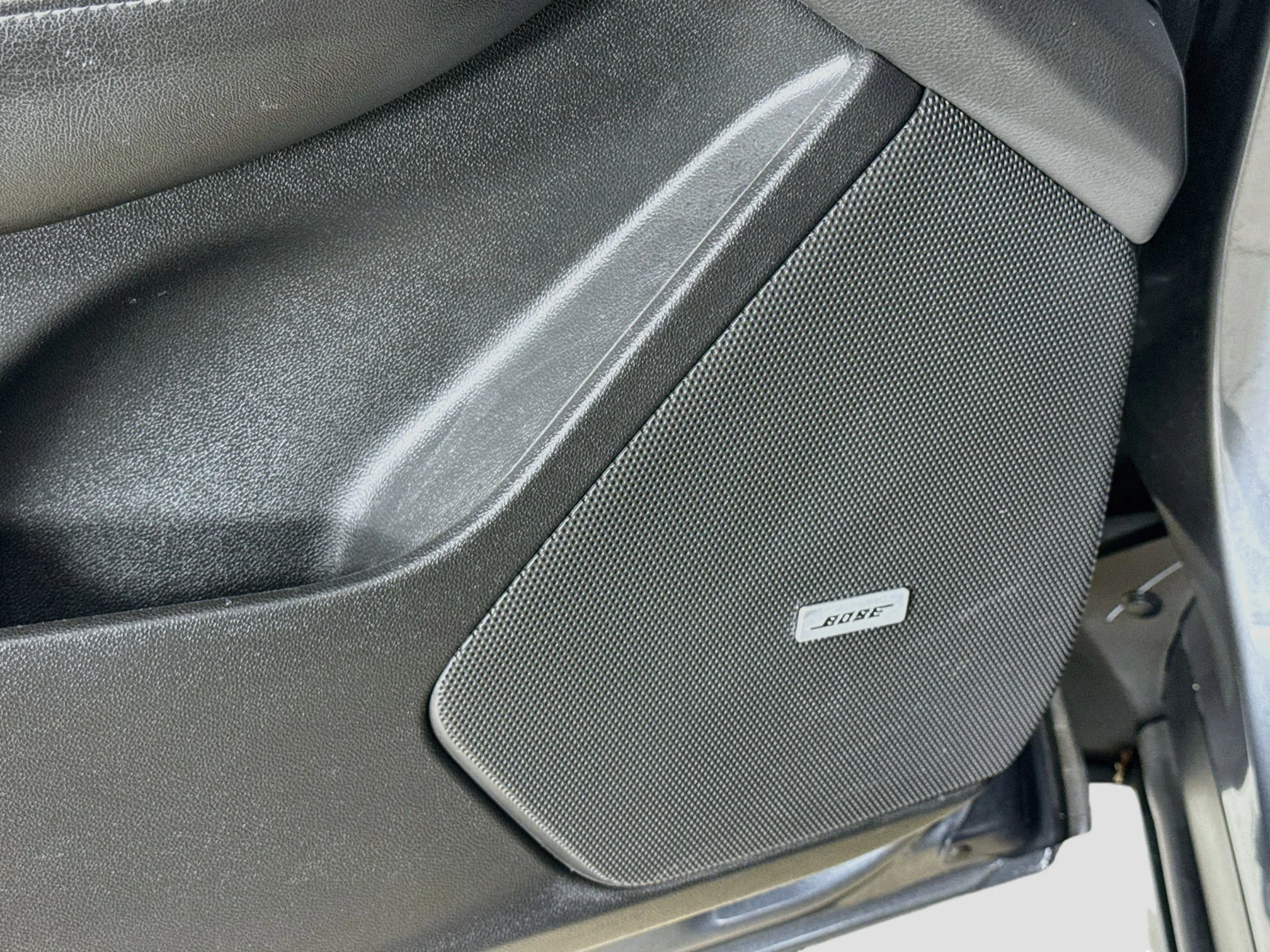 Used 2021 SATIN STEEL METALLIC Cadillac Luxury image 21