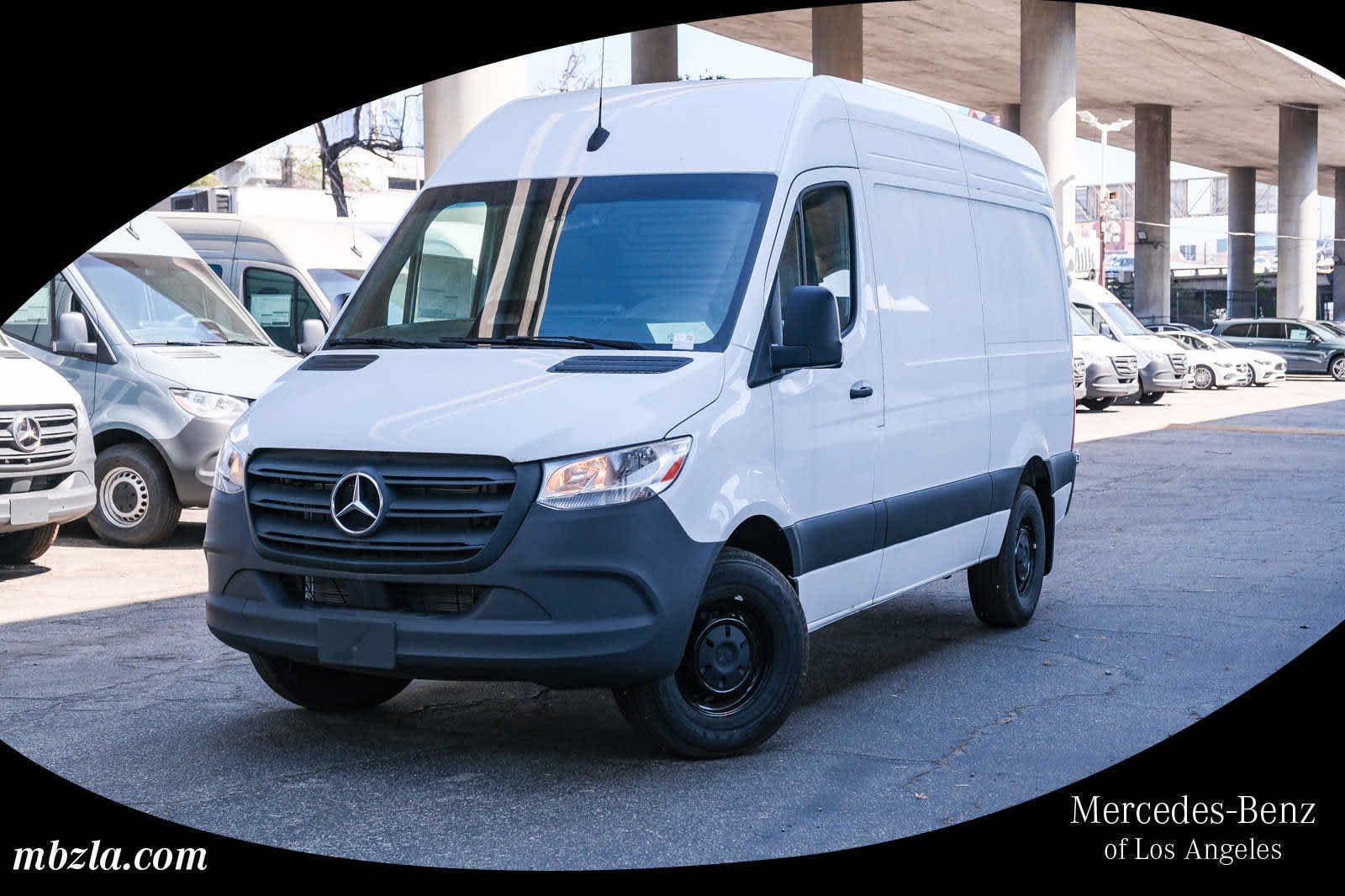New 2025 Arctic+White Mercedes-Benz Cargo 144 WB  RWD 2.0L 4-Cylinder image 2