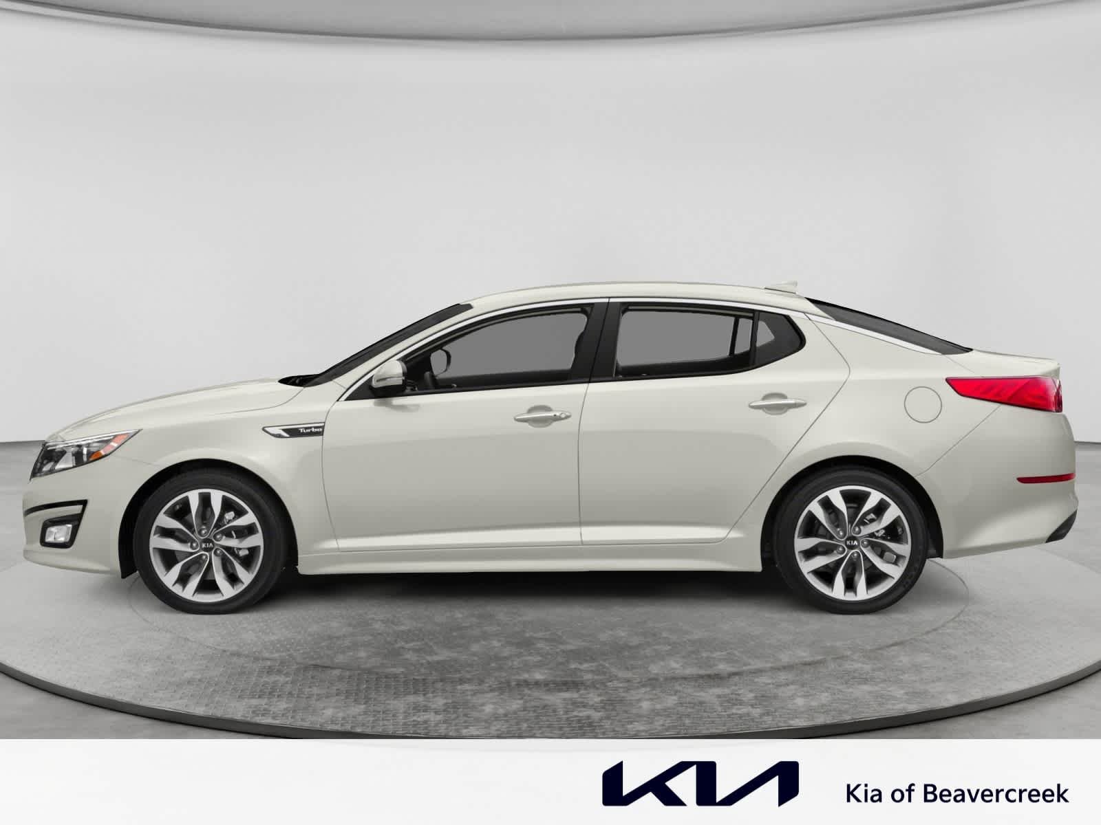 Used 2015 Snow White Pearl Kia SX image 3