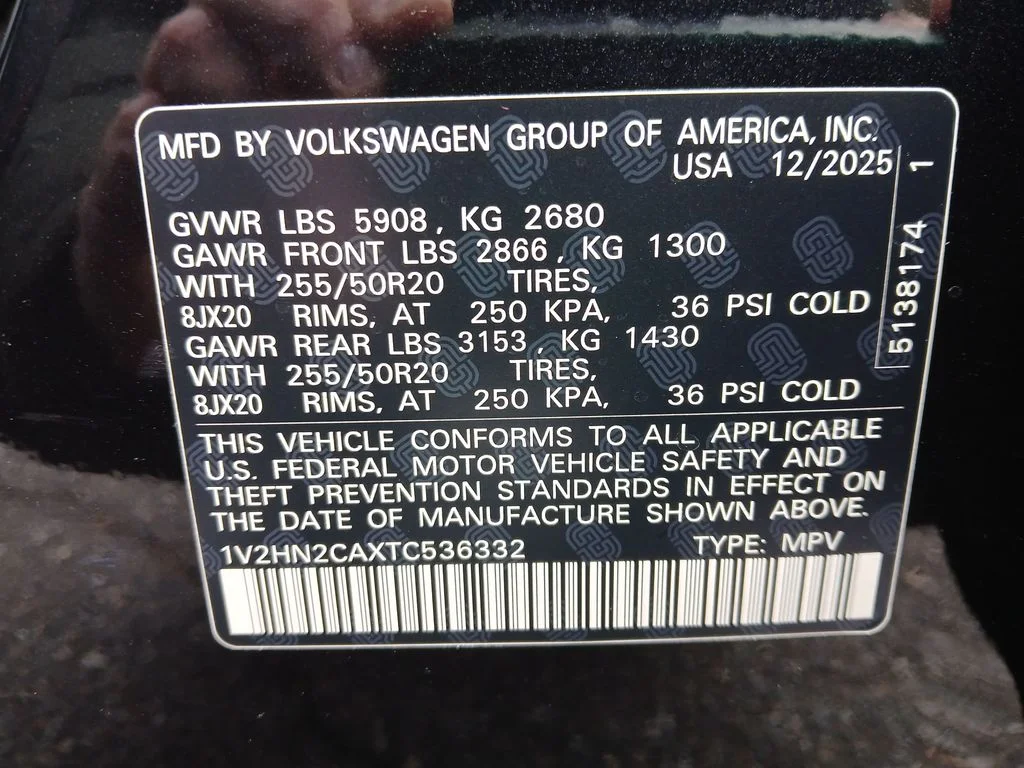 New 2026 Black Volkswagen 2.0T SE w/Technology image 28