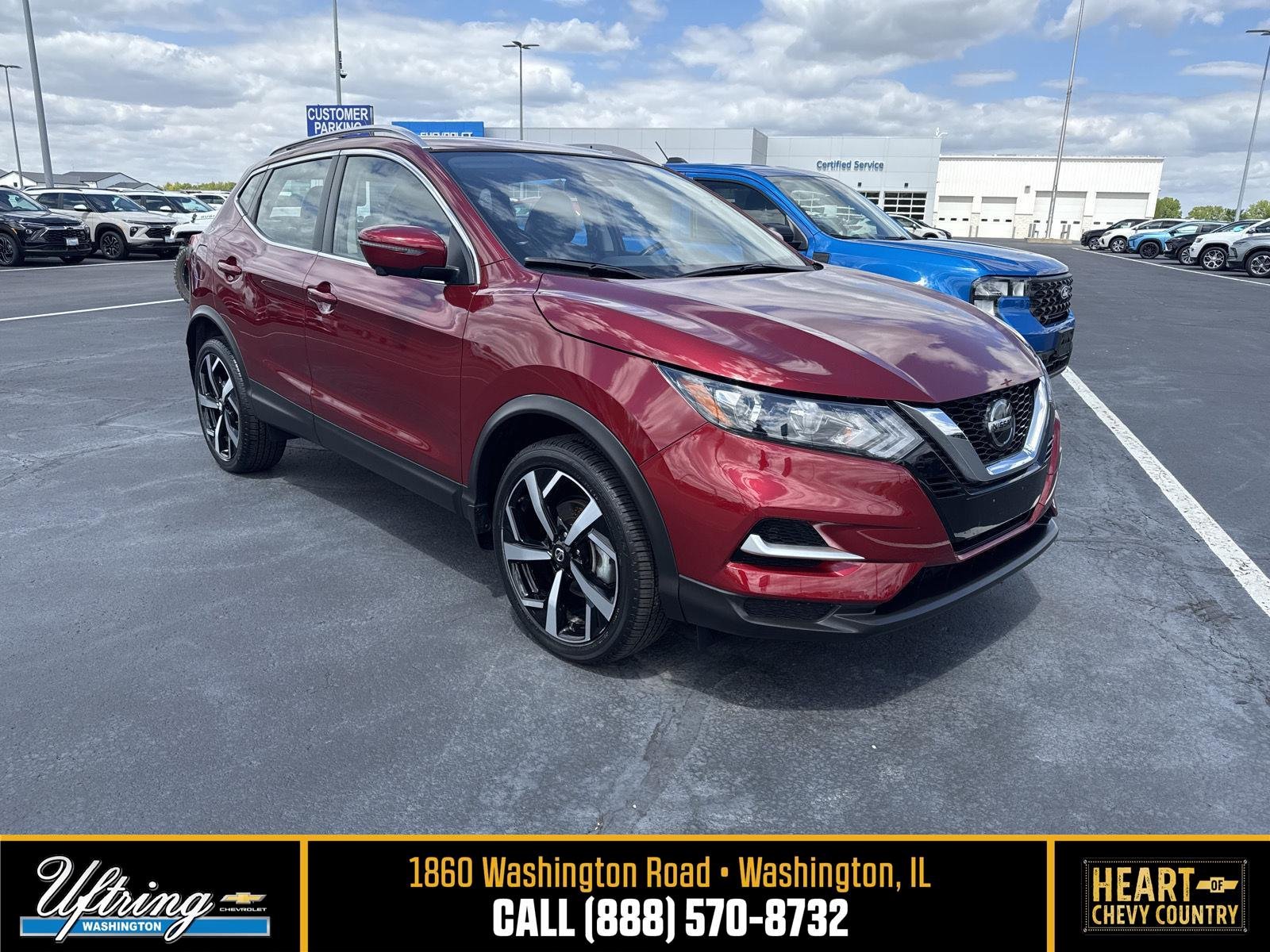 2022 Nissan Rogue Sport SL AWD's photo