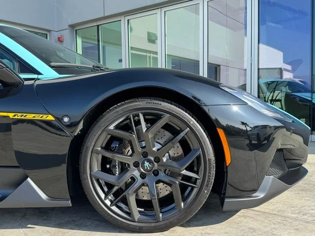 New 2025 Nero Noctis Black Maserati Leggenda image 9