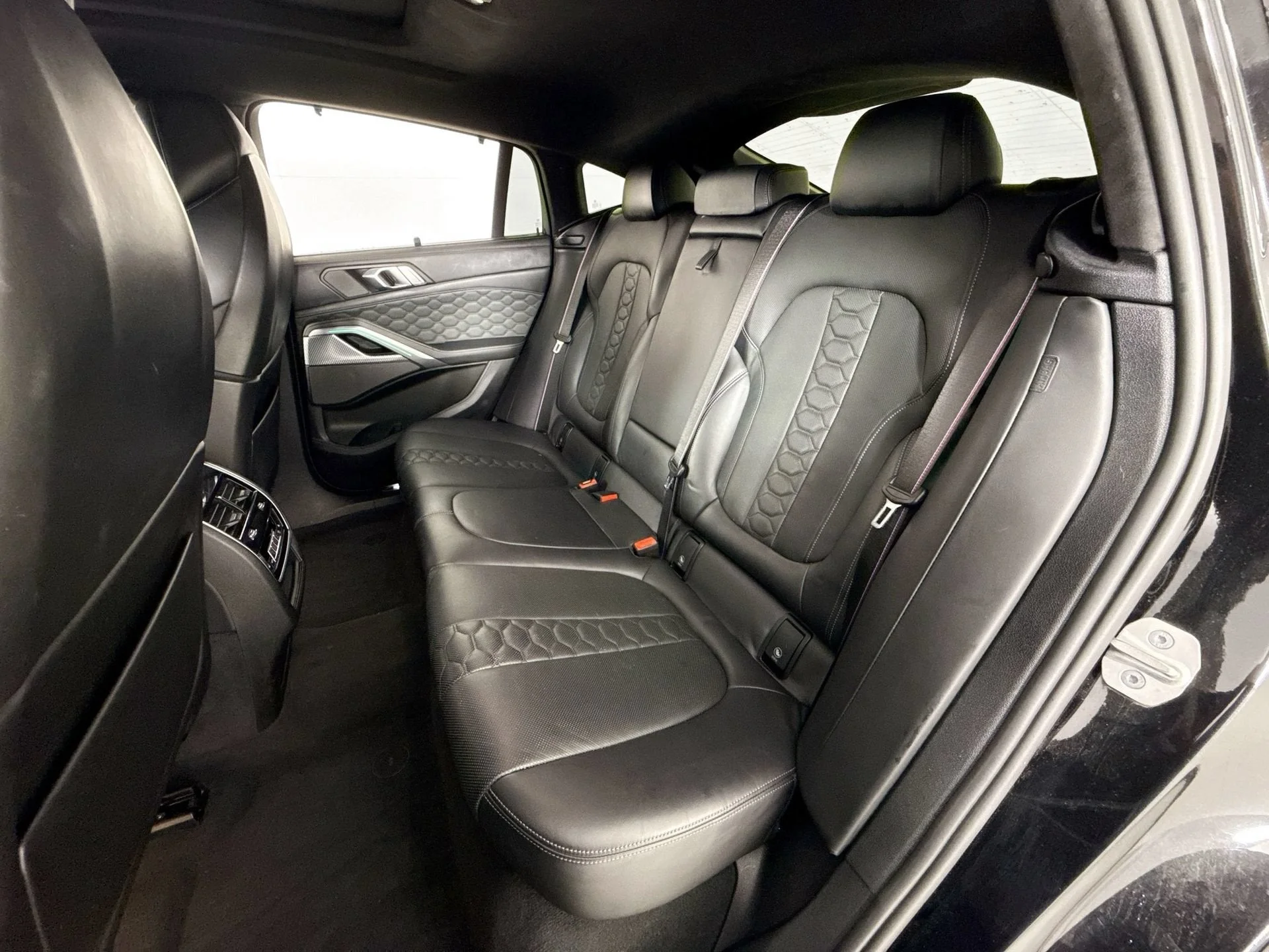 Used 2021 Black Sapphire Metallic BMW Base image 19