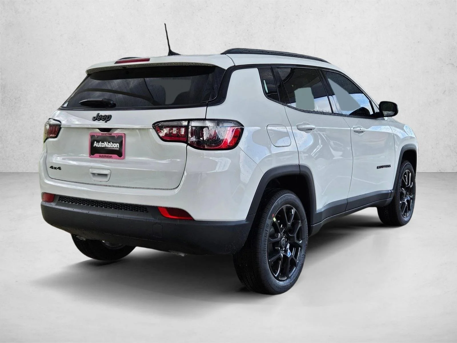New 2026 Bright White Clear-Coat Exterior Paint Jeep Latitude Altitude image 2