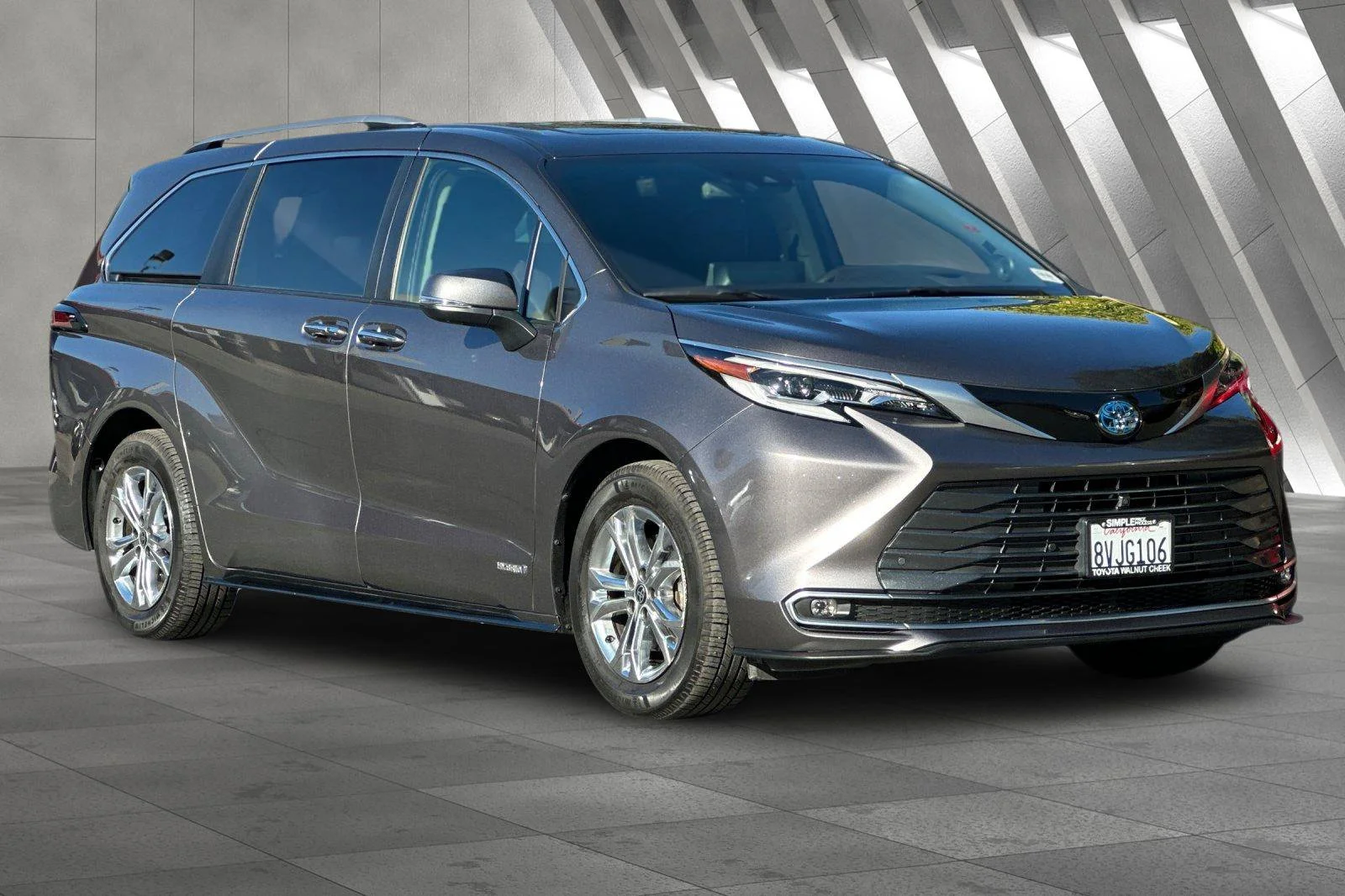2021 Toyota Sienna Platinum - Photo 14