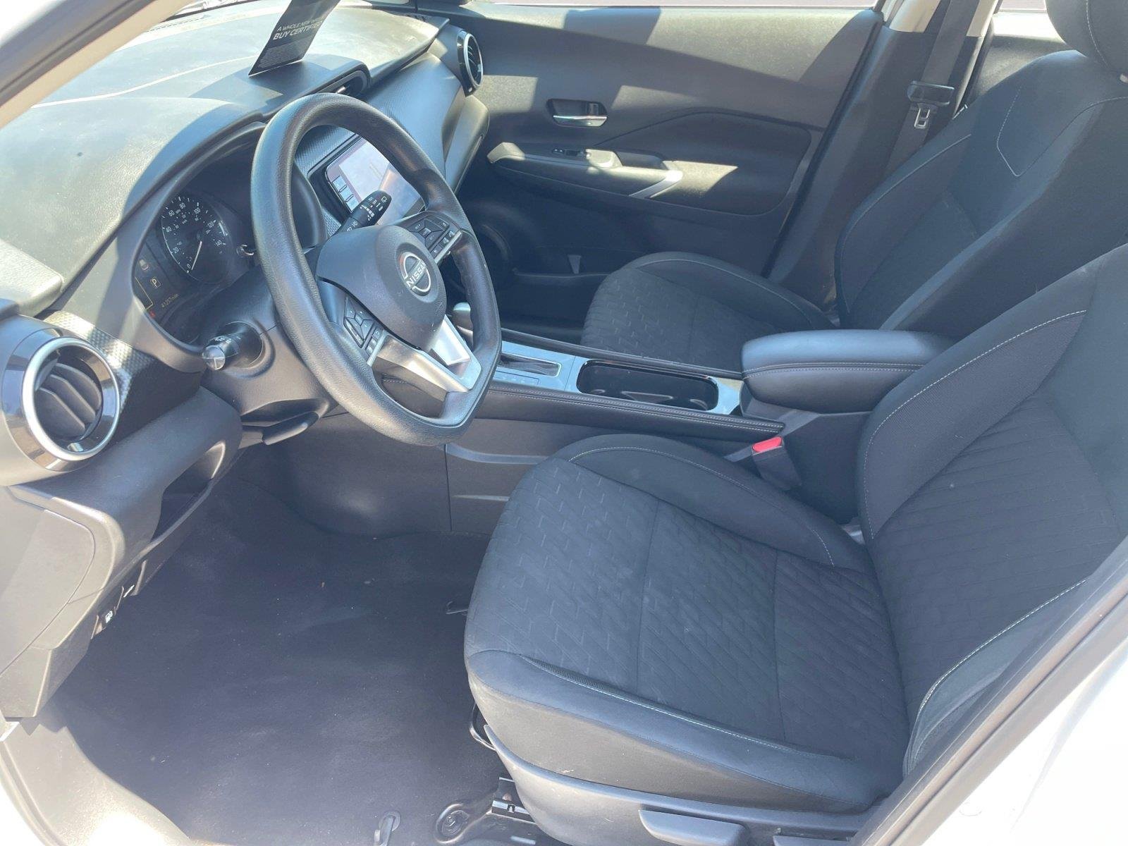 Used 2023 Aspen White Tricoat/Super Black Nissan SV image 9