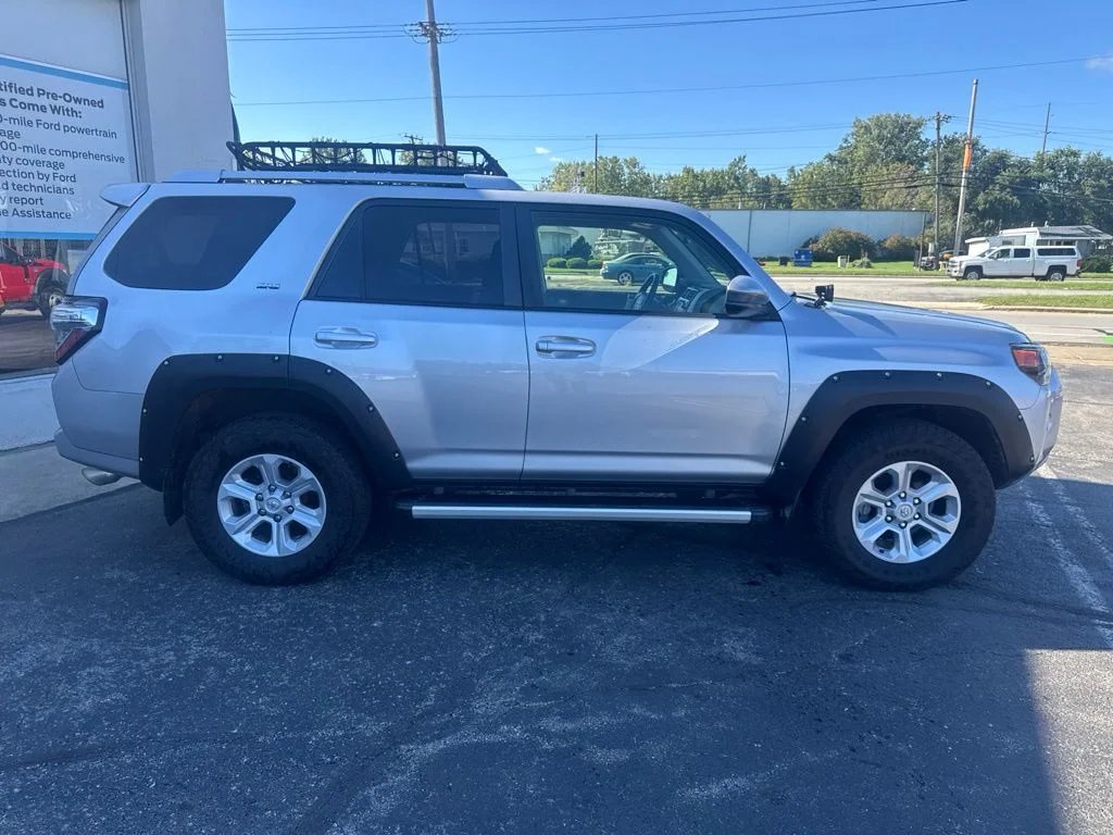 Certified Used 2018 Classic Silver Metallic Toyota SR5 image 8