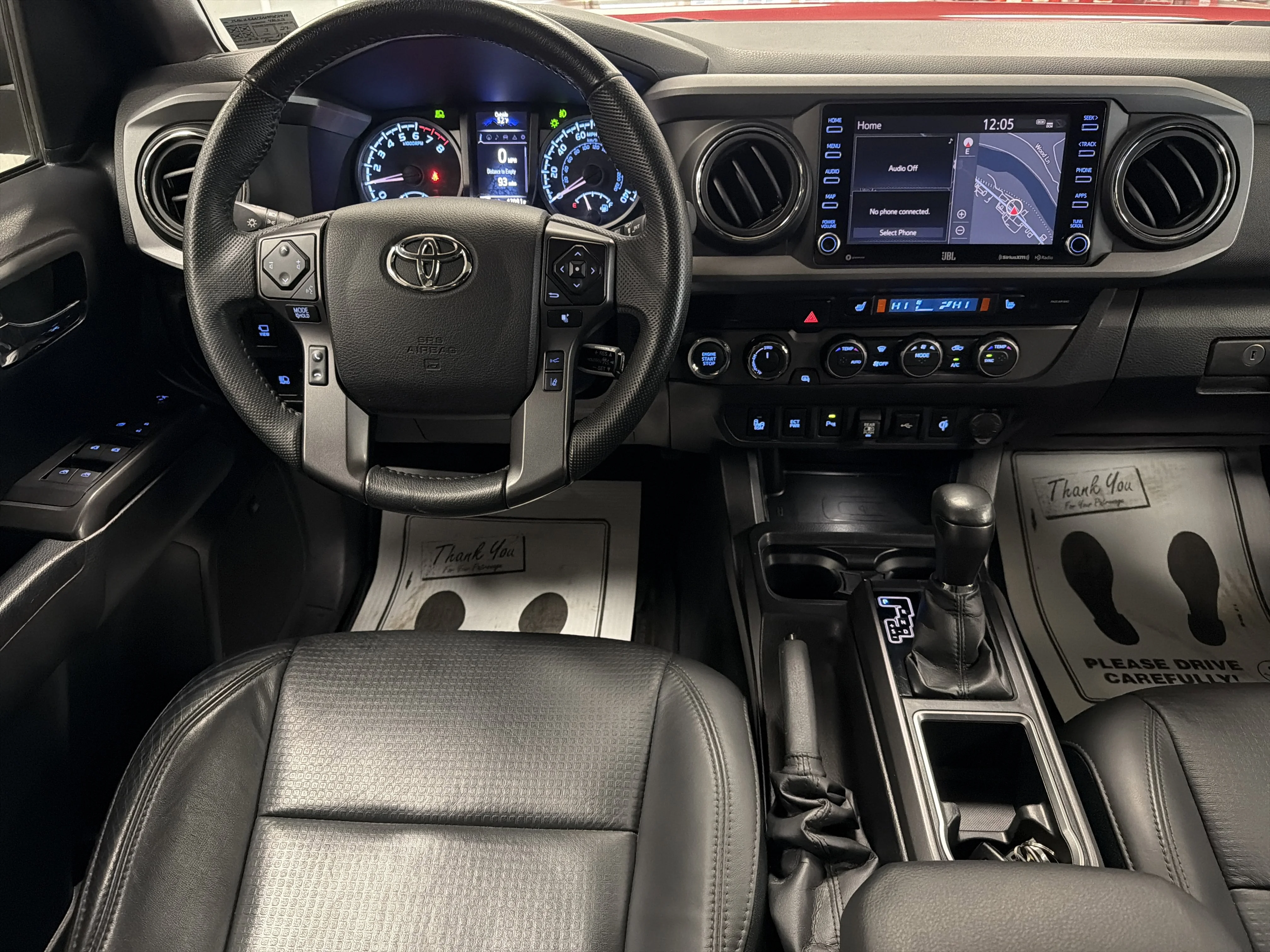 Used 2022 Barcelona Red Metallic Toyota  image 14