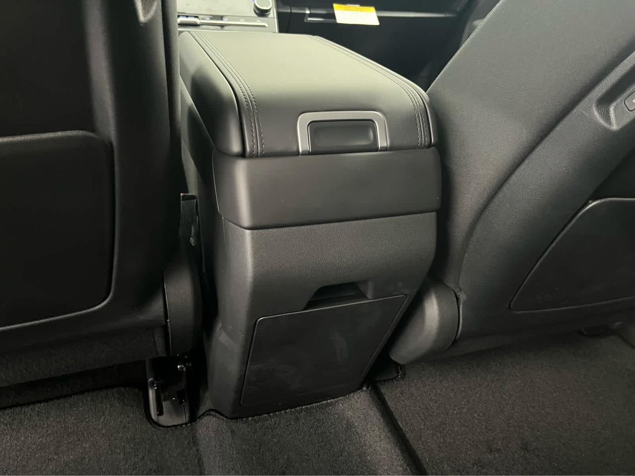 New 2026 Serenity White Hyundai SE image 25