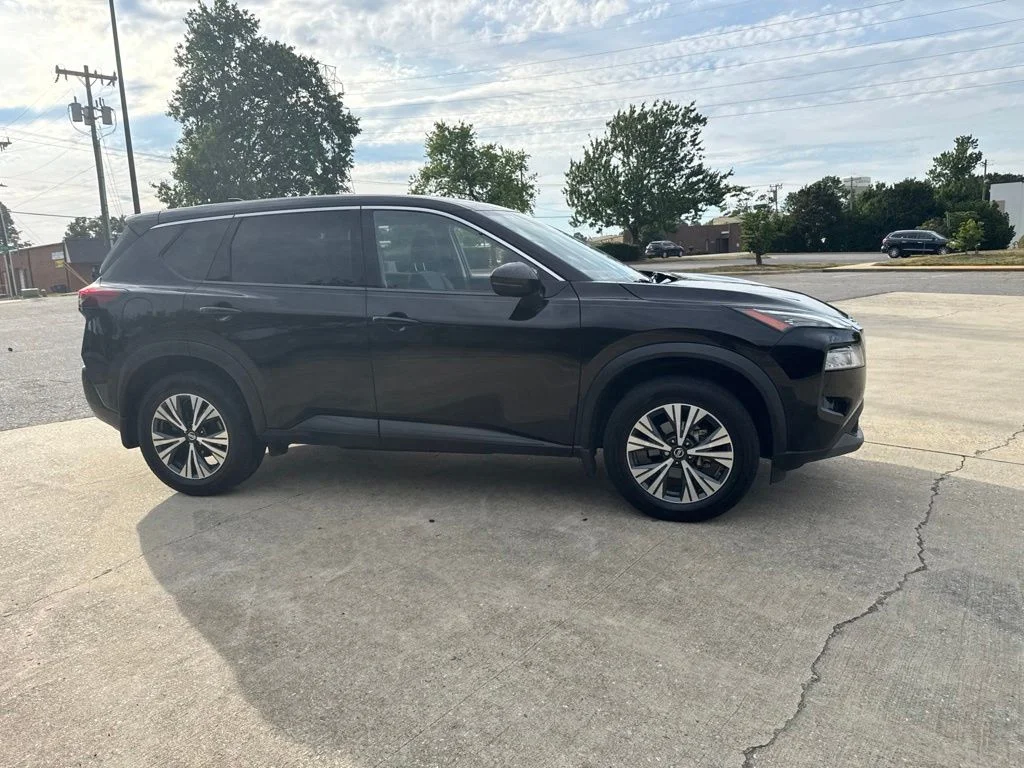Used 2021 Black Nissan SV image 8