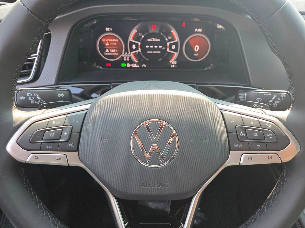 New 2026 Opal White Pearl Volkswagen 2.0T Peak Edition image 16