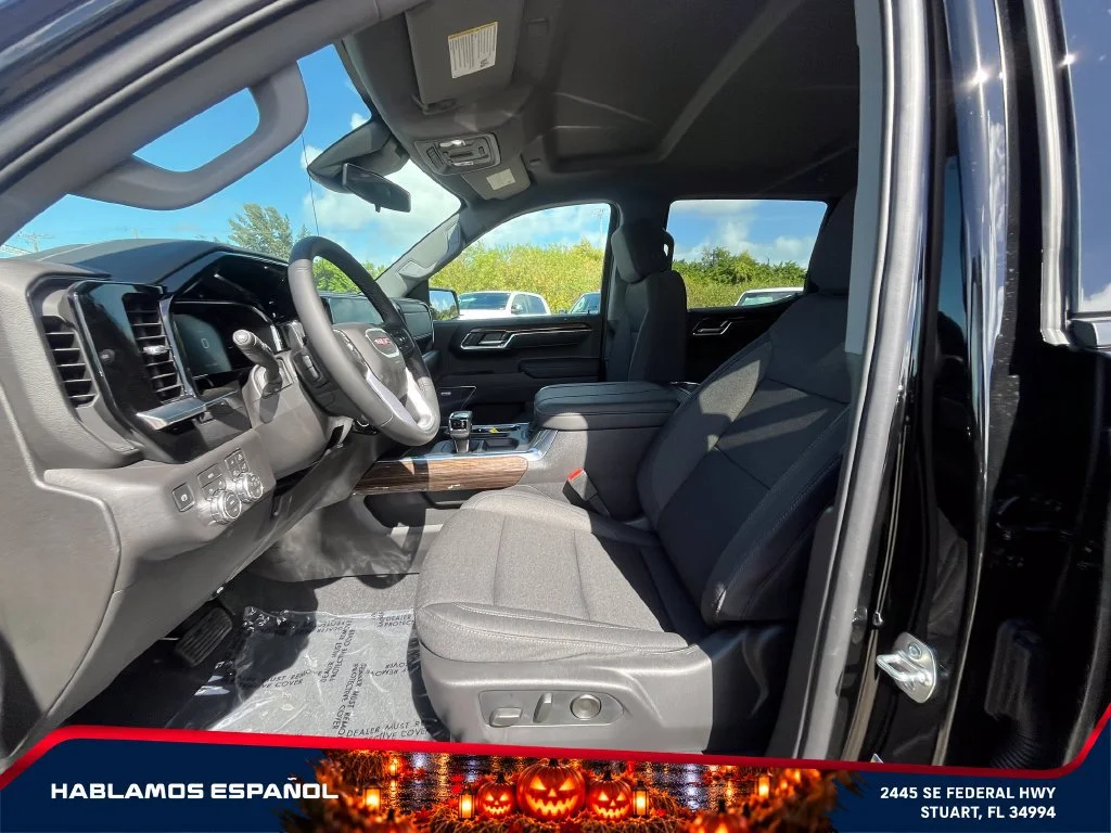 New 2026 Onyx Black GMC AT4 image 10