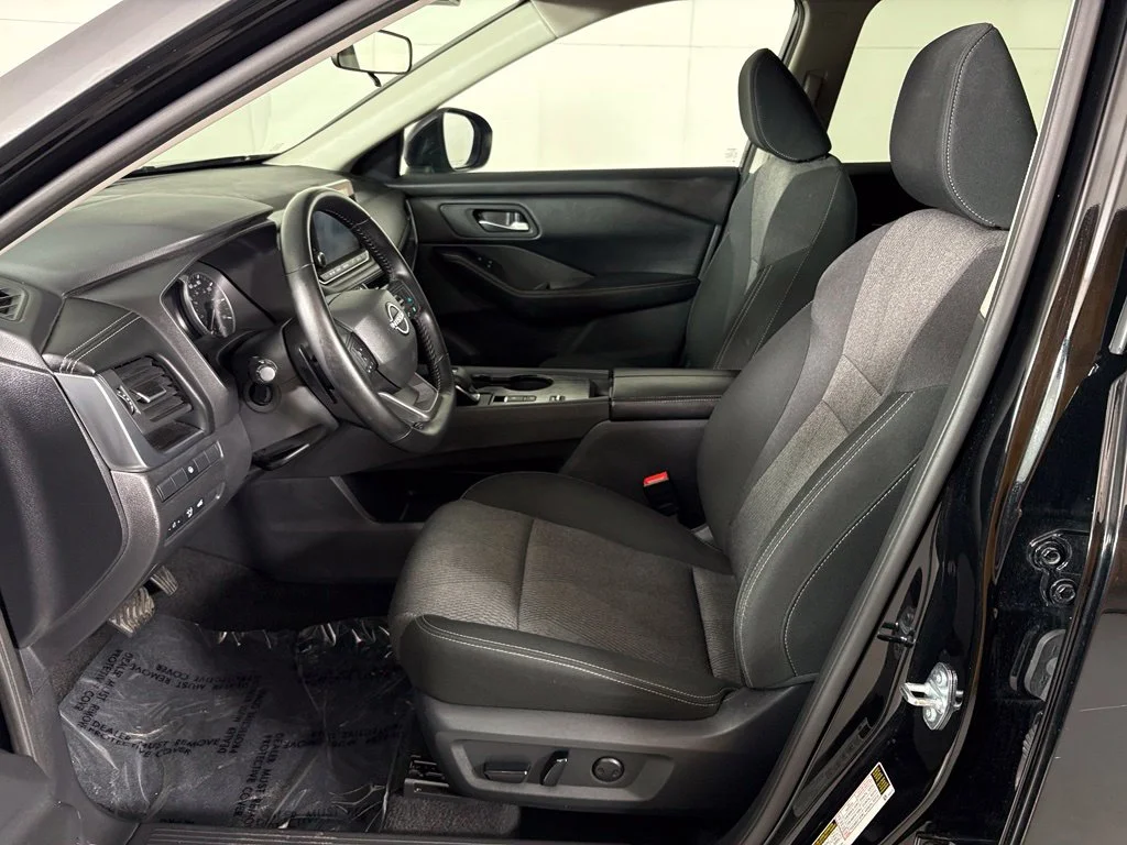 Used 2025 Black Nissan SV image 16