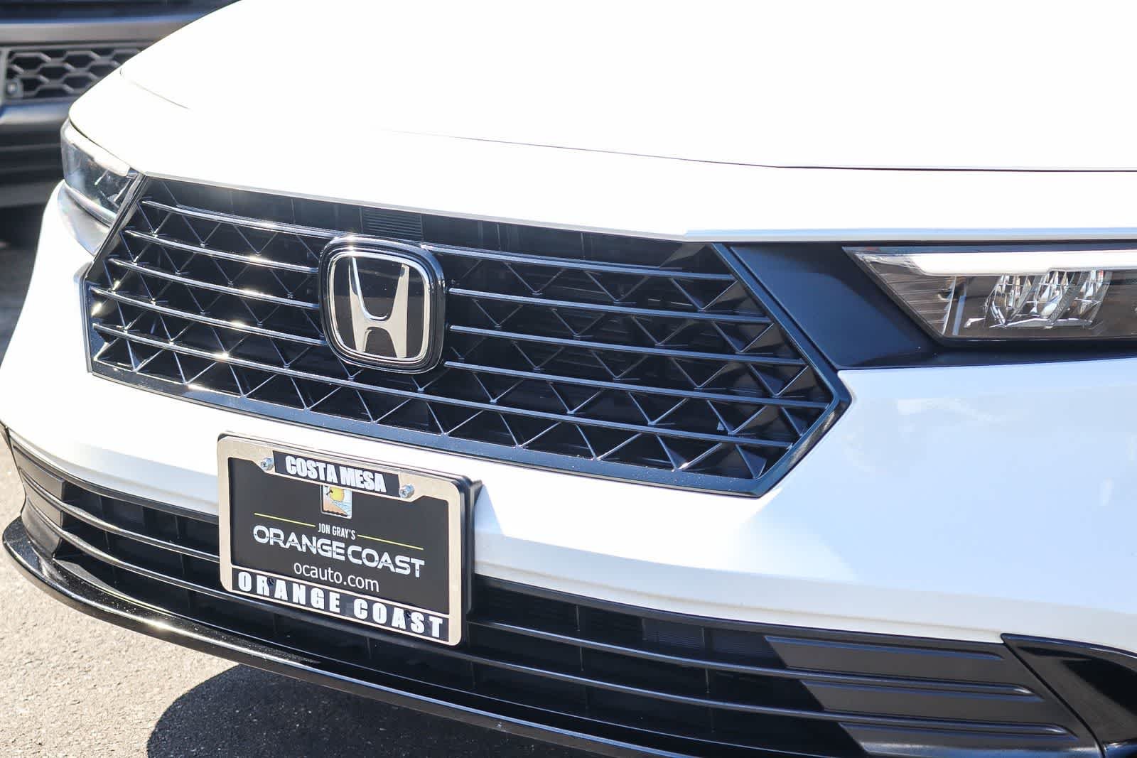 Used 2023 Platinum White Pearl Honda Sport-L image 9