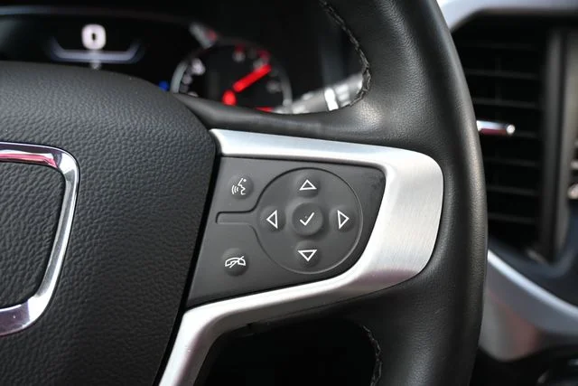 Used 2023 Black GMC SLT image 29