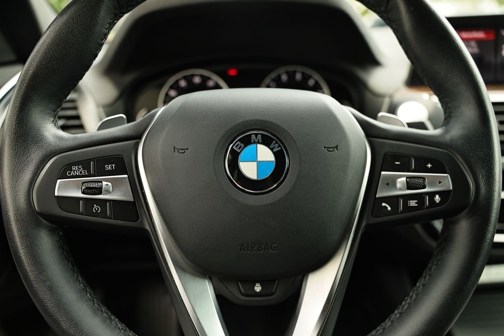 Used 2020 Alpine White BMW xDrive30i image 32