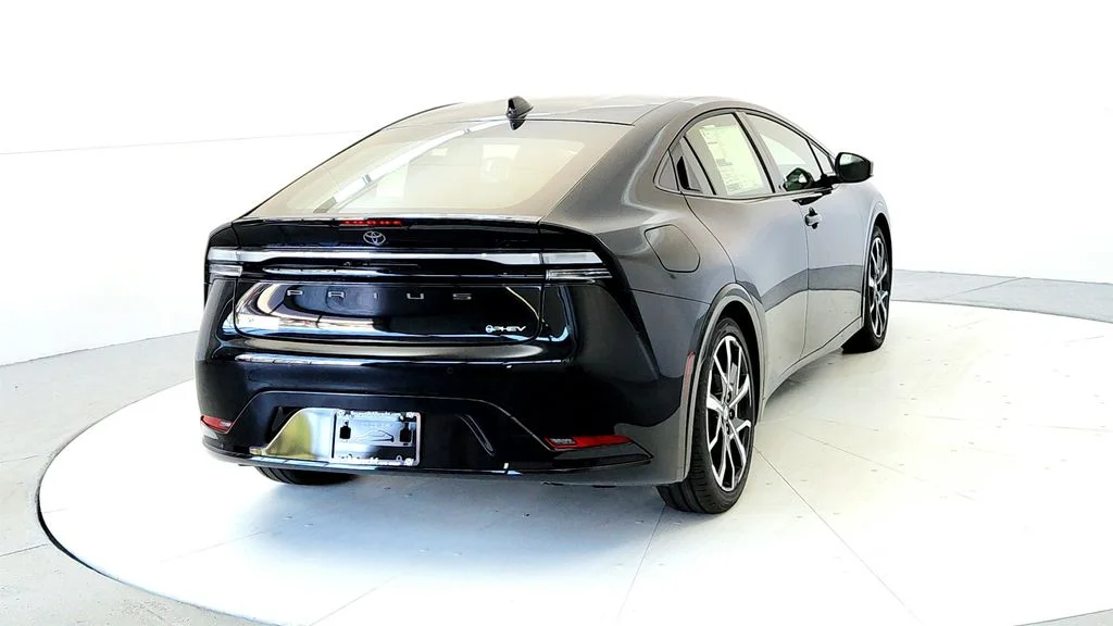 New 2027 Inked Toyota XSE image 5