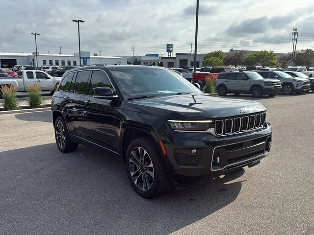 2022 Jeep Grand Cherokee Overland