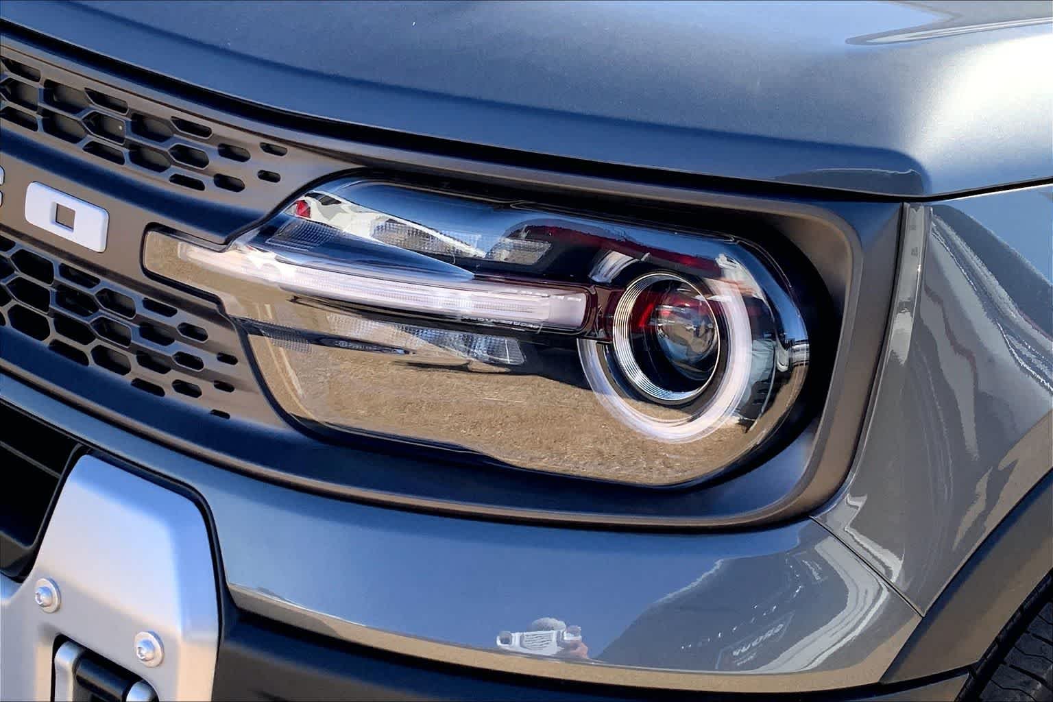 New 2025 Carbonized Gray Metallic Ford Badlands image 13