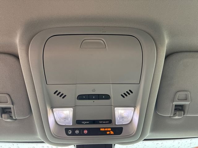 Used 2020 Beige Chevrolet Premier image 31