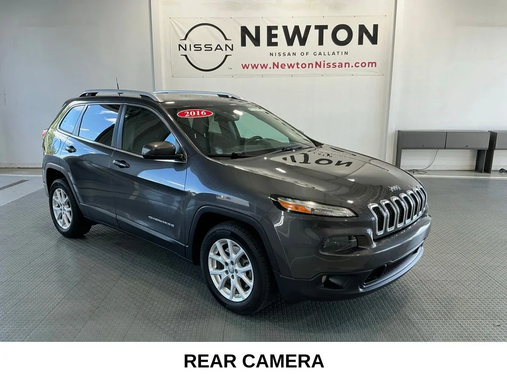 2016 Jeep Cherokee Latitude's photo
