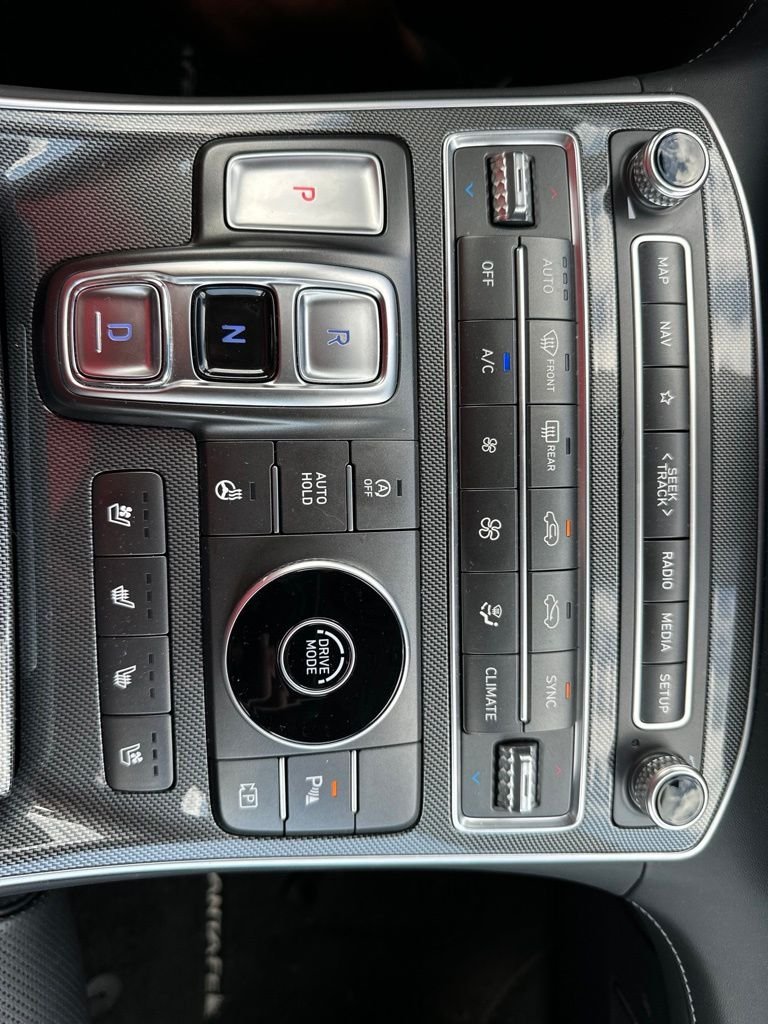 Used 2022 Gray Hyundai Limited image 18