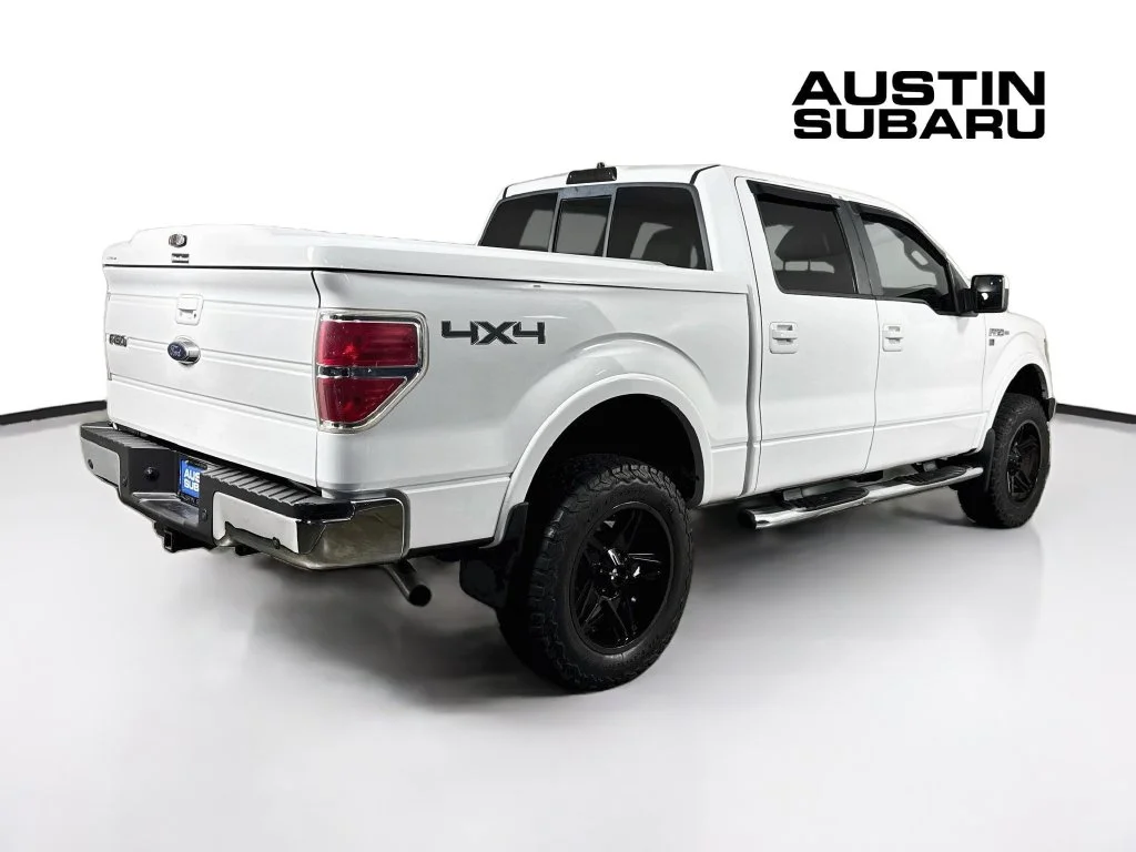Used 2009 White Ford Lariat image 7