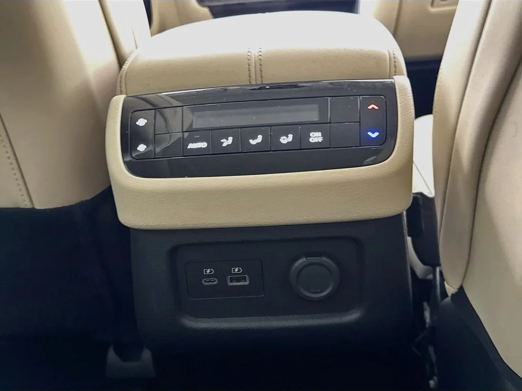 Certified Used 2023 Red INFINITI LUXE image 34