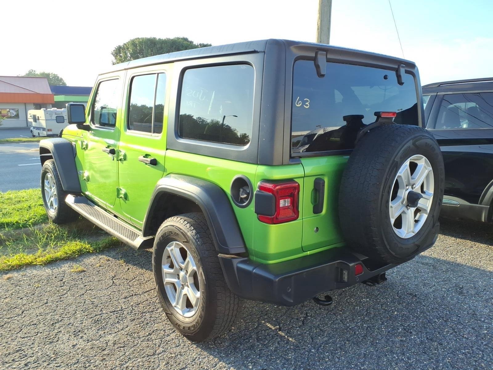 Used 2019 Mojito! Clearcoat Jeep Sport S image 3