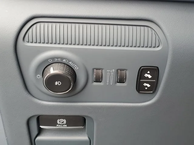 Used 2022 Silver Zynith Jeep Series III image 22